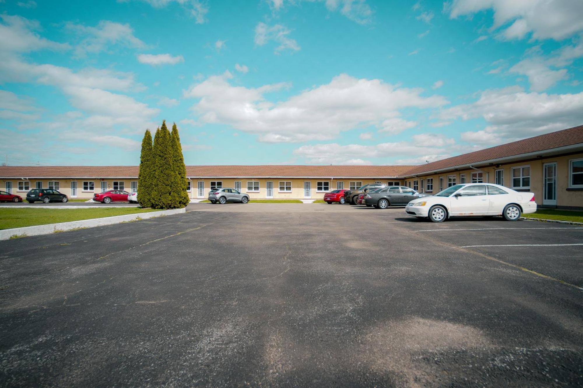 Faulds Motel Sarnia Eksteriør billede